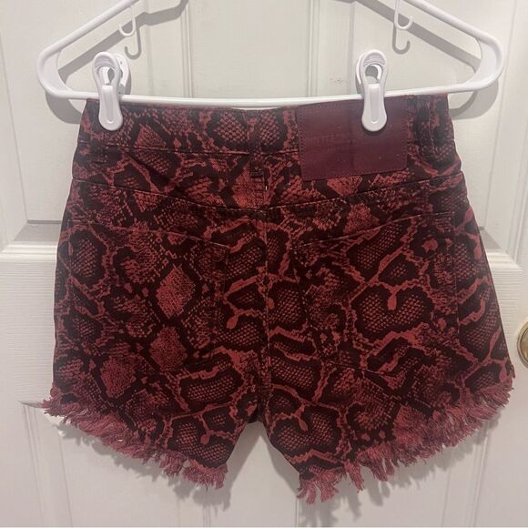 NWOT One Teaspoon Bonitas High Waist Denim Shorts - Python size 26 women's - Picture 15 of 16